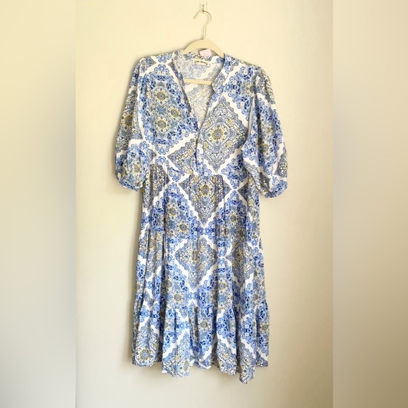 Hope Springs Printed Tiered Midi Dress in Blue and White Size Medium - Picture 1 of 6